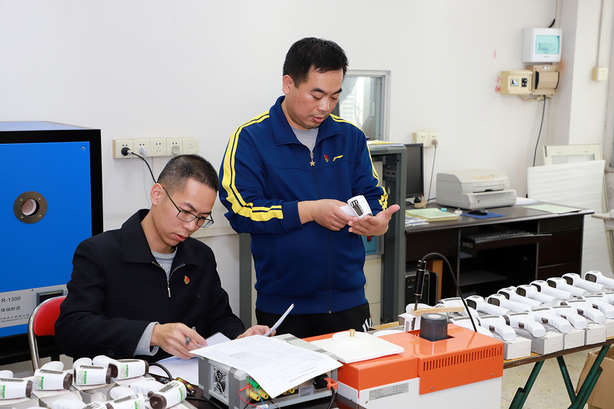 【温度化学室】 【温度化学室】